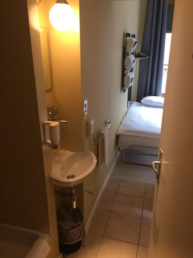 Hotel Central Cenevre Dış mekan fotoğraf