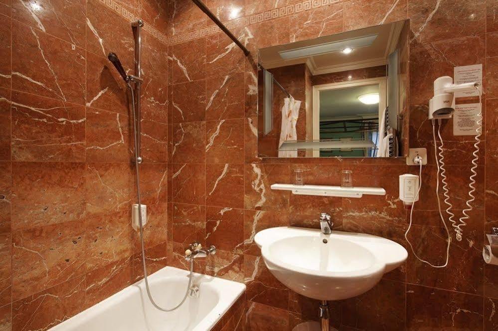 Hotel Central Cenevre Dış mekan fotoğraf